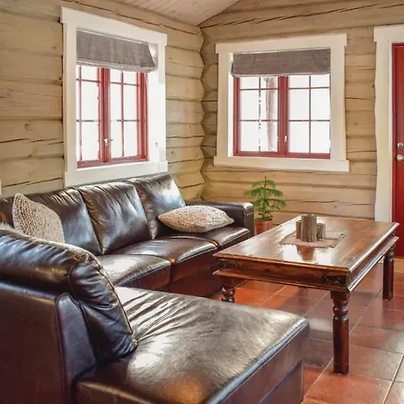 Holiday home Three-bedroom Holiday In