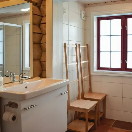 Three-bedroom Holiday In